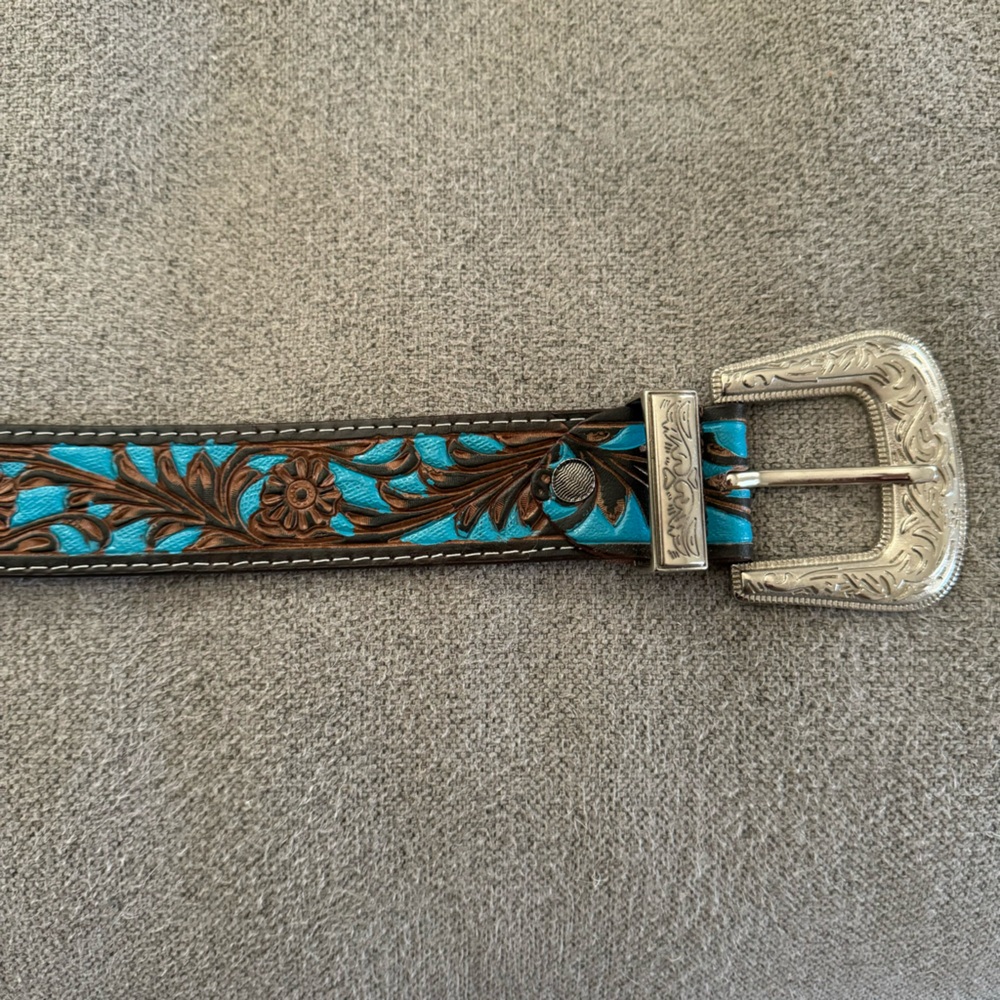 NWT MYRA WESTERN BELT